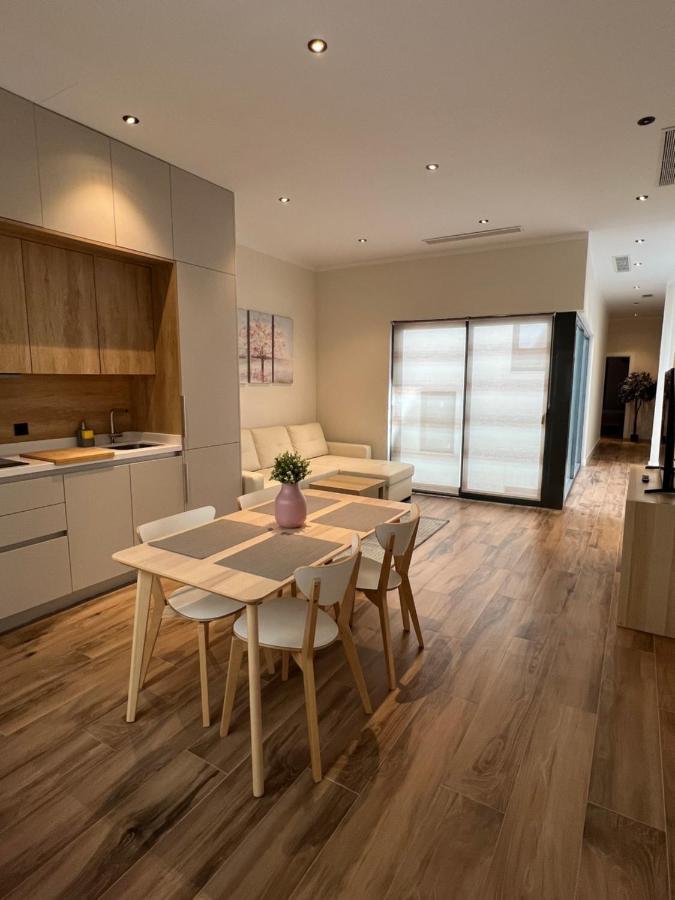 Deluxe Twobedroom Apartment Seville Downtown Exterior photo