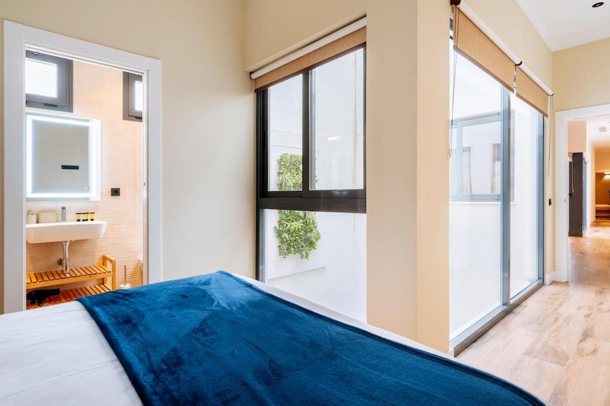 Deluxe Twobedroom Apartment Seville Downtown Exterior photo